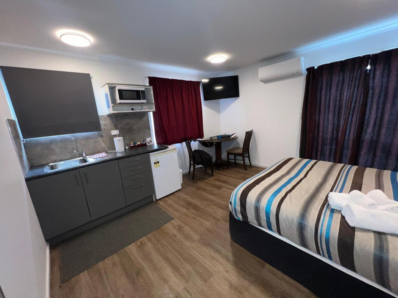 Academy Lodge Motel Ashburton Exterior foto